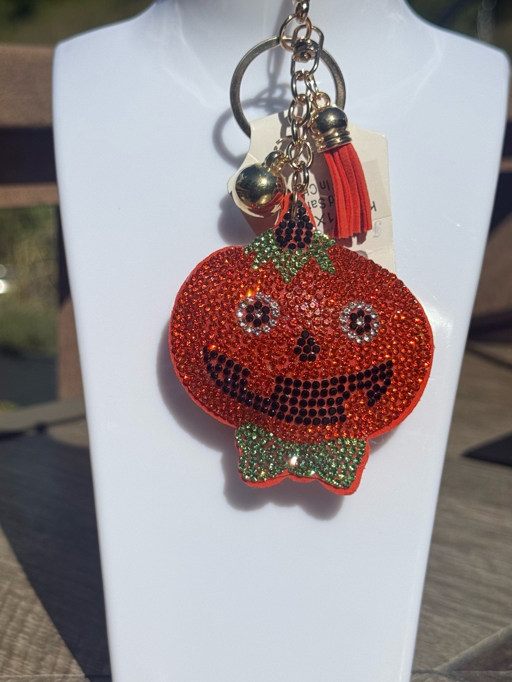NWT Halloween Pumpkin Crystal Rhinestone Keychain